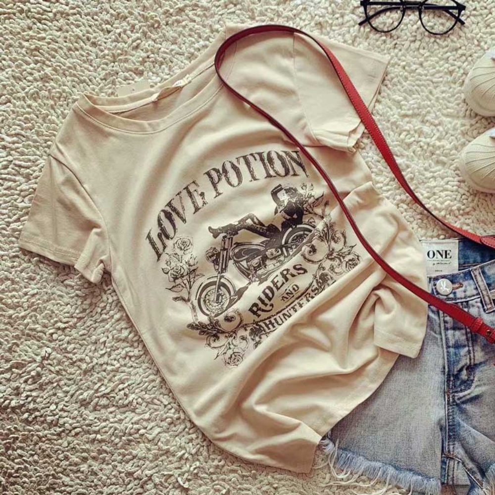 Cream Love Potion riders Biker Graphic Tee - Picture 4 of 6